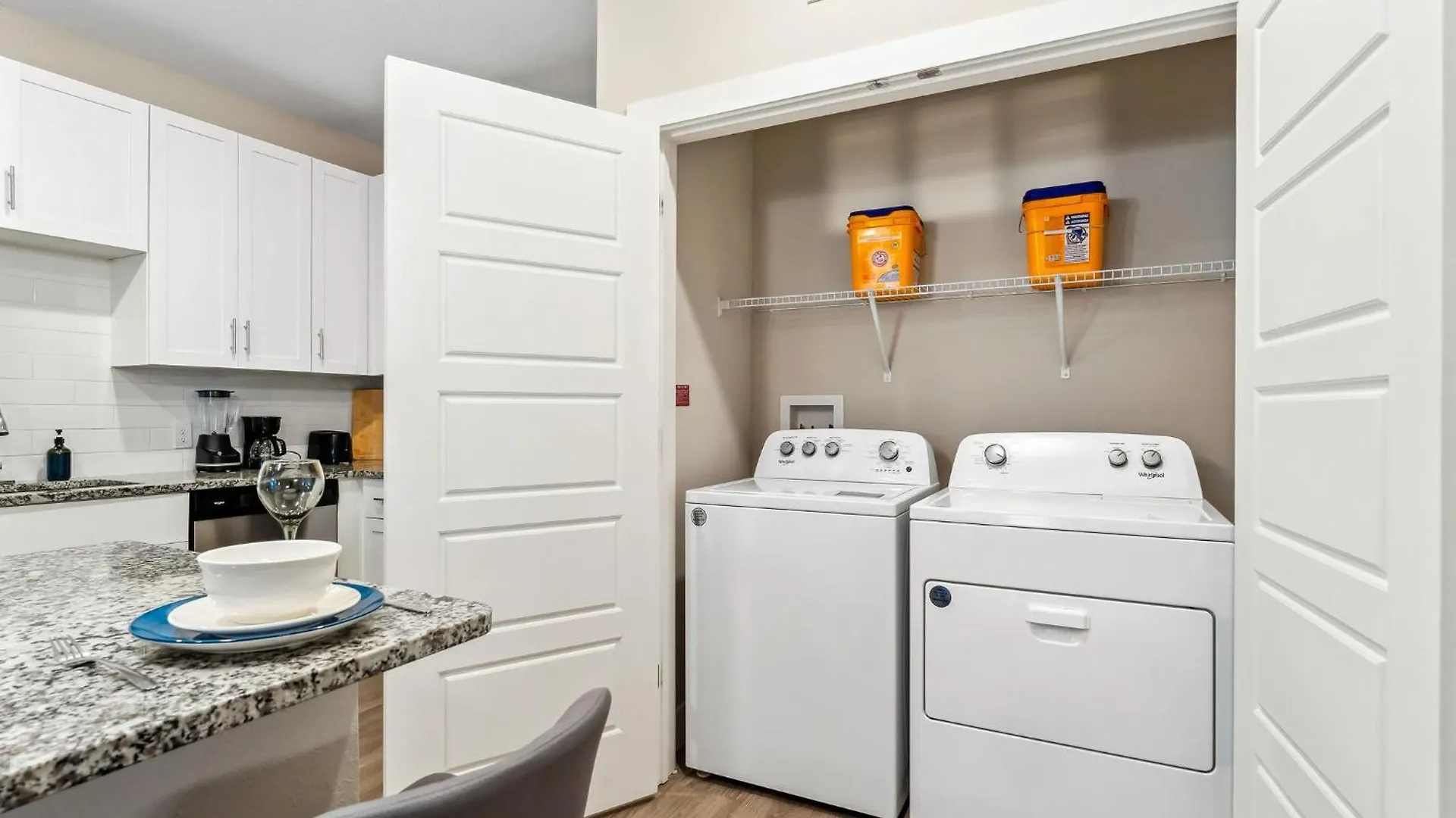 Private Full Modern King Suite, Resort Amenities & Great Pool Orlando Apartament